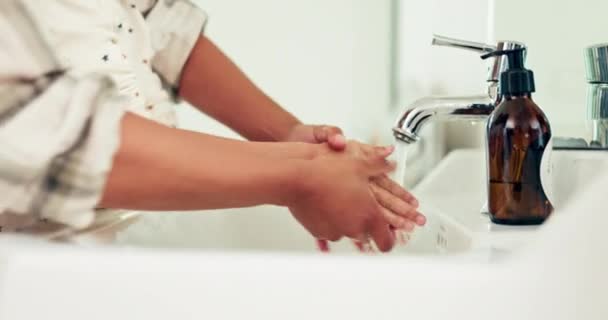 Casa Lavarse Las Manos Baño Con Limpieza Autocuidado Dermatología Para — Vídeo de stock