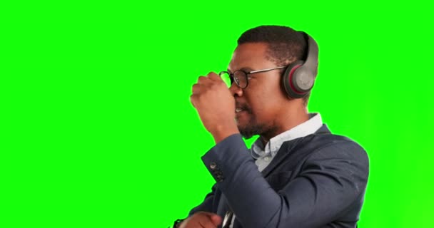 Музика Мислення Бізнес Чорним Чоловіком Зеленому Екрані Потокового Передавання Аудіо — стокове відео