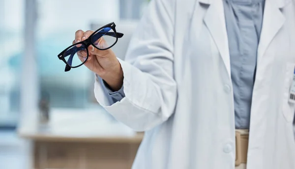 Optometría Salud Primer Plano Optometrista Con Gafas Tienda Óptica Clínica — Foto de Stock