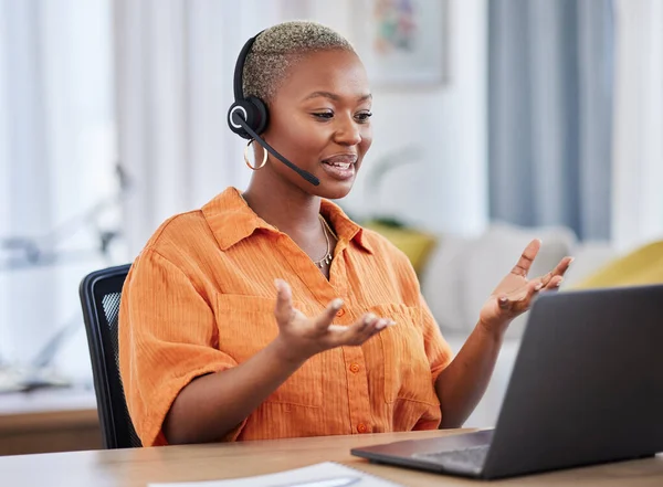 Чорна Жінка Колл Центр Консультації Ноутбуку Обслуговуванні Клієнтів Підтримці Або — стокове фото