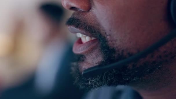 Man Call Center Employee Closeup Mouth Talking Telemarketing Crm Work — Stock Video