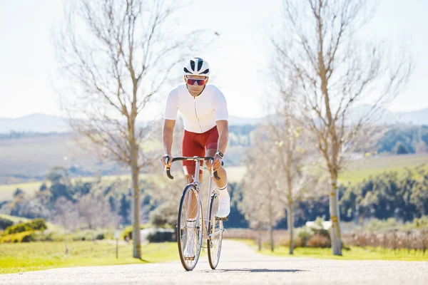 Fitness Campo Ciclismo Homem Uma Bicicleta Para Treinamento Treino Cardio — Fotografia de Stock