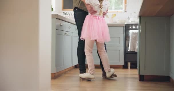 Танец Любовь Семейные Связи Кухне Последовательностью Весело Провести Время Прыгать — стоковое видео
