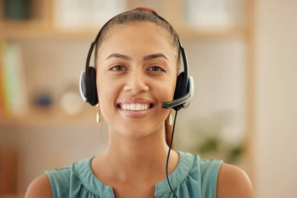 Retrato Telemarketing Mujer Con Sonrisa Call Center Comercio Electrónico Con — Foto de Stock