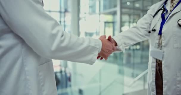 Doctor Handdruk Begroeting Vergadering Voor Gezondheidszorg Deal Overeenkomst Teamwork Het — Stockvideo