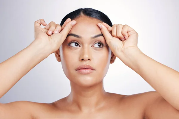 Face Beauty Eyebrows Model Woman Studio Gray Background Skincare Cosmetics — Stock Photo, Image