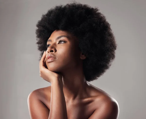 Haut Gesicht Und Natürliche Schönheit Schwarzes Frauendenken Kosmetik Und Glühen — Stockfoto