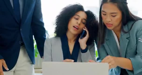 Timelapse Multitask Dan Seorang Wanita Bisnis Dengan Stres Kantor Mencoba — Stok Video