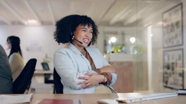 Conversación Servicio Cliente Videollamada Oficina Consulta Mujer Feliz Hablando Telemarketing — Vídeo de stock