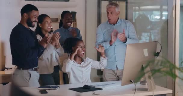 Succes Teamwork Business People High Five Computer Het Kantoor Voor — Stockvideo