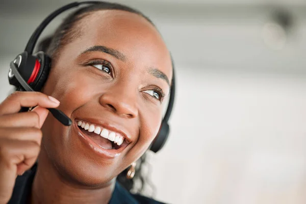 Denken Callcenter Und Schwarze Frau Mit Einem Lächeln Kundenservice Und — Stockfoto