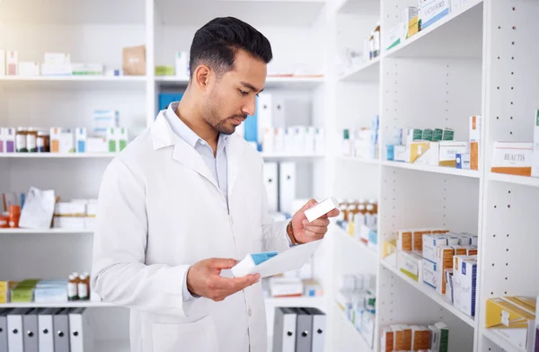 Medicine Inspection Pharmacy Man Note Medical Stock Healthcare Store Retail — Stock Photo, Image