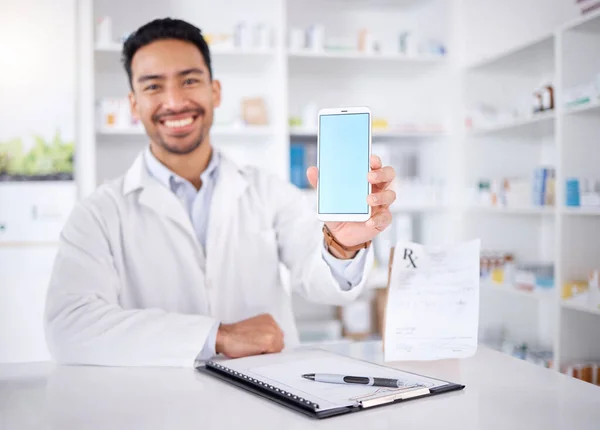 Homem Feliz Retrato Farmacêutico Com Tela Telefone Farmácia Farmácia Loja — Fotografia de Stock