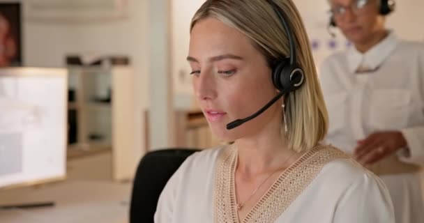 Çağrı Merkezi Danışman Kadın Müşteri Hizmetleri Teknik Destek Veya Crm — Stok video