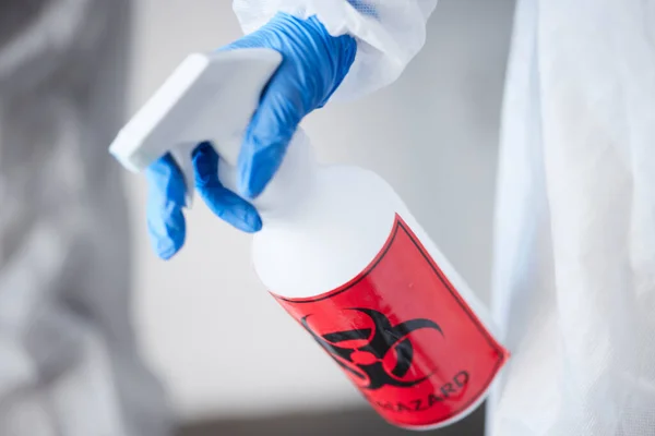 Vegyvédelmi Ruha Spray Palack Kesztyű Biológiai Veszélyre Kovid Stop Vírus — Stock Fotó