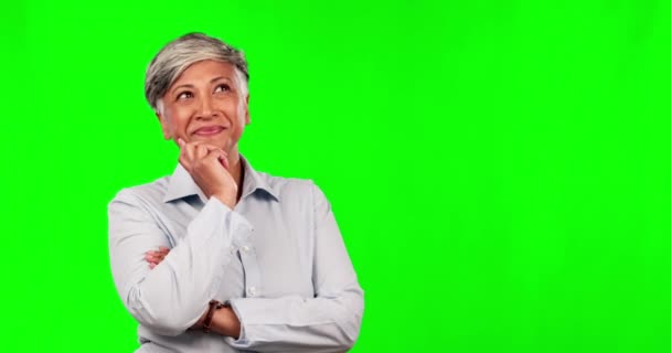 Зеленый Экран Думающая Пожилая Женщина Идеями Возможностями Пожилая Дама Фоне — стоковое видео