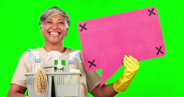 Pantalla Verde Artículos Limpieza Anciana Feliz Mujer Con Burbuja Del — Vídeo de stock