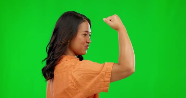 Обличчя Жінка Сильна Рука Зеленому Екрані Студії Ізольовані Фоновому Макеті — стокове відео