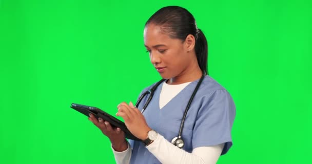 Медсестра Планшет Женщина Празднуют Зеленом Экране Успеха Хороший Обзор Результаты — стоковое видео