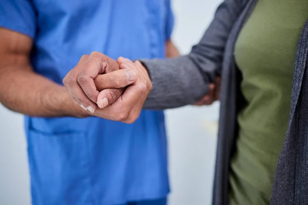 Zbliżenie Ręce Lekarz Pacjentem Wsparcie Solidarność Leczeniem Wygoda Empatia Zoom — Zdjęcie stockowe