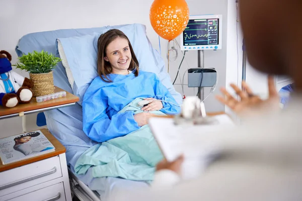 Gezondheidszorg Vrouw Patiënt Met Herstel Glimlach Overleg Met Goed Nieuws — Stockfoto