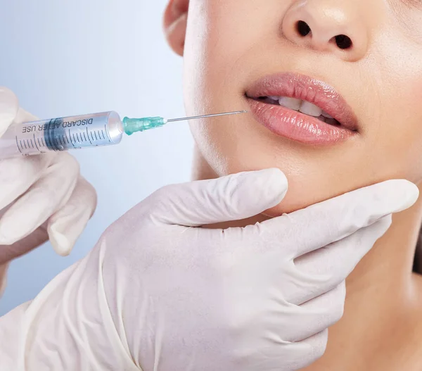 Lippen Botox Und Plastische Chirurgie Mit Den Händen Auf Dem — Stockfoto
