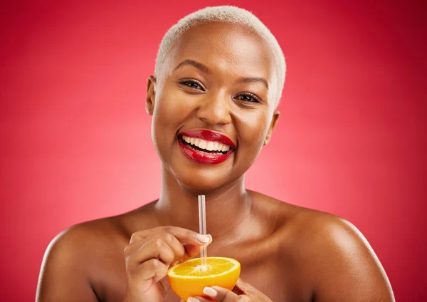 Šťastná Černoška Portrét Pomeranč Pro Vitamin Dietu Nebo Přírodní Výživu — Stock fotografie