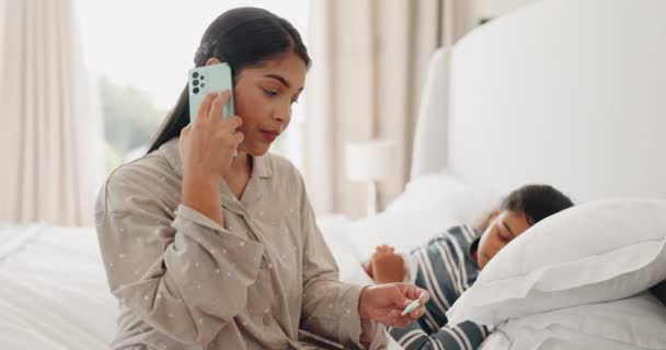 Telefonanruf Mutter Oder Krankes Kind Temperaturkontrolle Fieber Und Krank Durch — Stockvideo