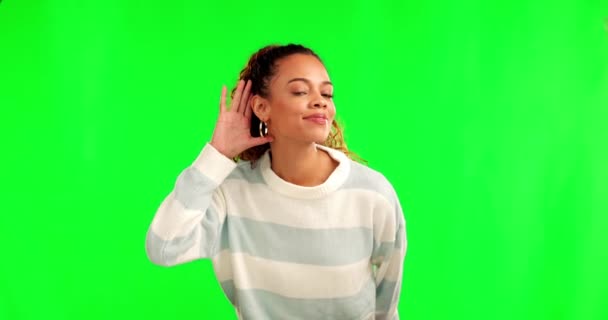 Mujer Retrato Escuchar Hablar Alto Signo Con Pantalla Verde Noticias — Vídeo de stock
