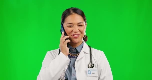 Телефонный Звонок Женщина Врач Зеленый Экран Виртуальном Общении Медицинское Обслуживание — стоковое видео