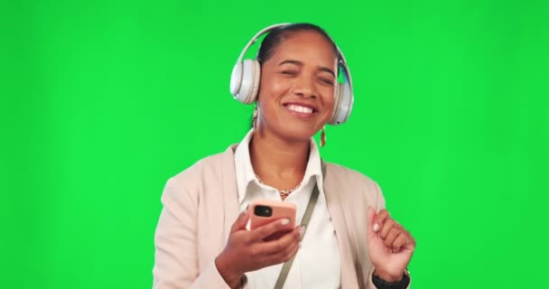 Green Screen Frau Und Tanz Mit Musik Kopfhörer Und Telefon — Stockvideo