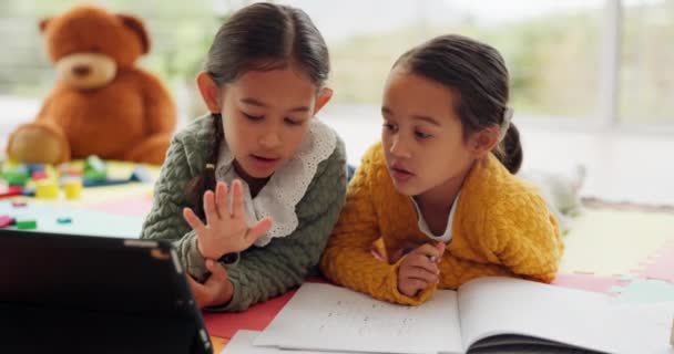 Tablet Online Learning Kids Doing Math Internet Homework Together Homeschooling — Vídeo de stock