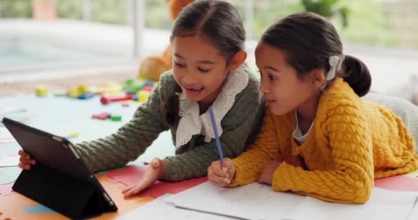 Tablet Online Learning Children Streaming Class Internet Doing Homework Together — Video