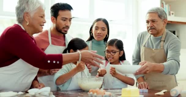 Cocinar Aprender Hornear Con Gran Familia Cocina Para Felices Generaciones — Vídeos de Stock