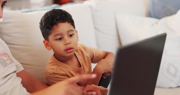 Laptop Father Kid Tablet Sofa Home Living Room Bonding Care — วีดีโอสต็อก