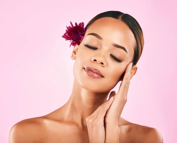 Mulher Rosto Flor Beleza Natural Eco Friendly Skincare Com Estética — Fotografia de Stock