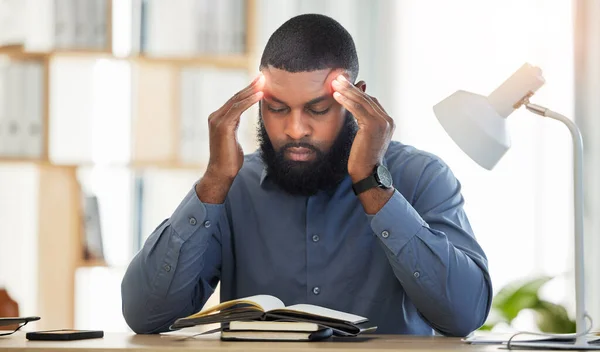 Business Health Black Man Headache Burnout Audit Deadline Emergency Overworked — Stock Photo, Image