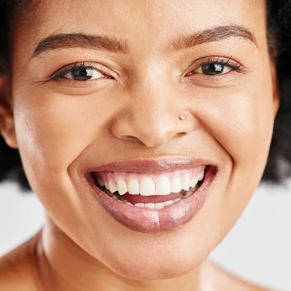 Portret Pielęgnacja Skóry Uroda Czarnej Kobiety Dermatologią Kosmetykami Lub Naturalnym — Zdjęcie stockowe