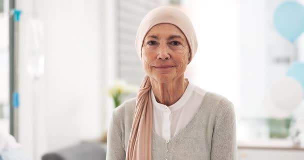 Лицо Пожилая Женщина Больной Раком Больнице Здравоохранения Оздоровления Исцеления Портрет — стоковое видео