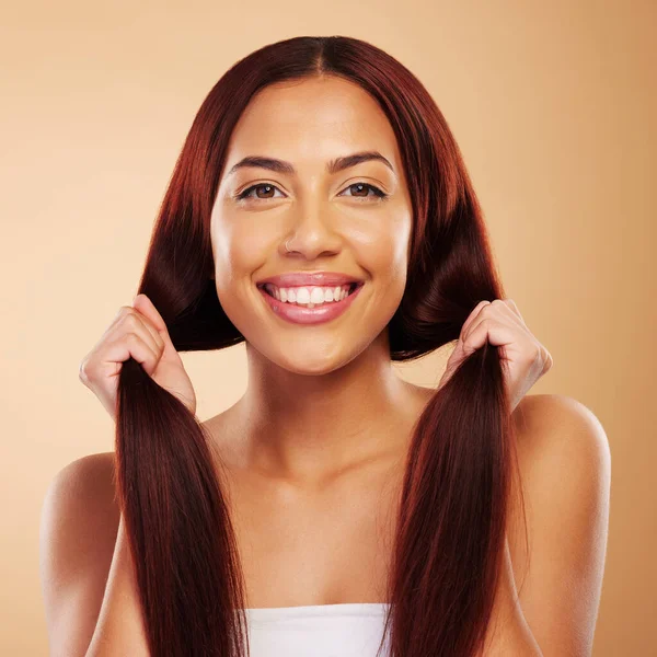 Haircare Beauty Portrait Happy Woman Strong Hair Luxury Salon Treatment — Stock Photo, Image