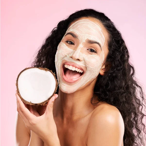 Mask Facial Portrait Woman Coconut Wellness Beauty Cosmetics Pink Background — Stock Photo, Image