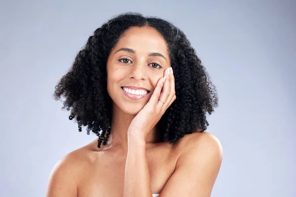 Smile Skincare Portrait Woman Studio Background Beauty Natural Spa Happy — Stock Photo, Image