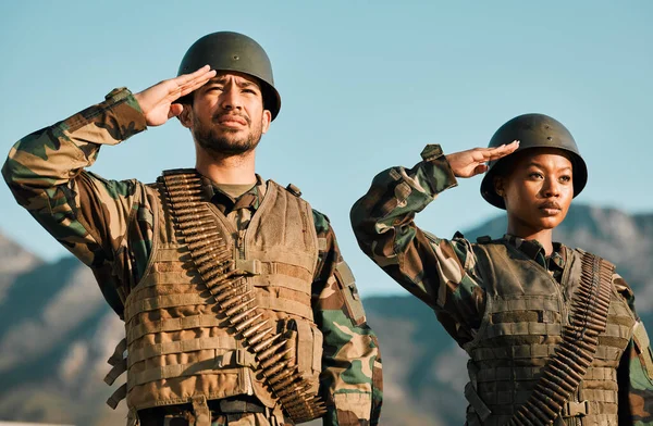 Hälsning Armé Och Soldat Med Människor Naturen För Utbildning Militärtjänst — Stockfoto