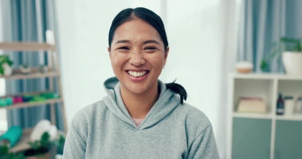 Szczęśliwy Twarz Kobieta Biurze Zdalnej Pracy Rozmowy Wideo Lub Spotkania — Wideo stockowe