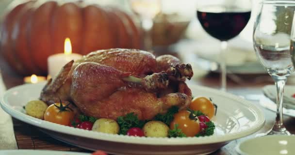Turkey Dining Room Dinner Table Thanksgiving Holiday Meal Food Meat — Stock Video