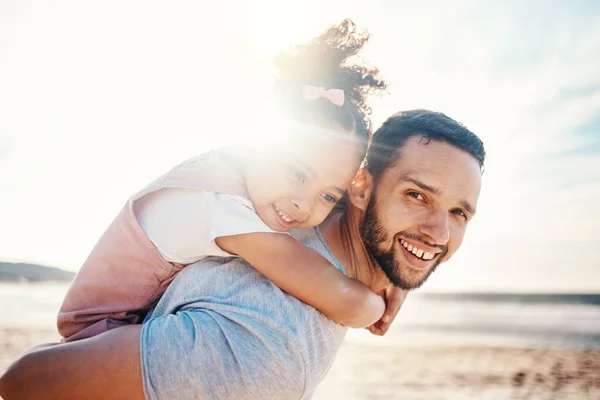 Portrait Father Piggyback Child Beach Summer Holiday Family Vacation Travel — Stock Photo, Image