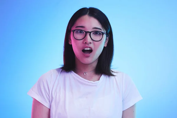 Überraschung Porträt Und Gesicht Einer Asiatischen Frau Mit Wow Ausdruck — Stockfoto