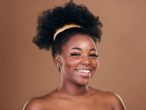 Porträt Natürliche Haarpflege Oder Glückliche Schwarze Frau Mit Afro Selbstliebe — Stockfoto