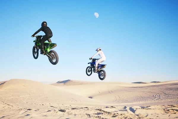 Motorcycle Desert Jump Sky Speed Competition Outdoor Race Performance Goal — Stock Photo, Image