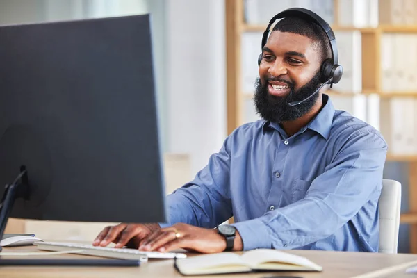 Çağrı Merkezi Bilgisayar Adamı Danışman Veya Ajan Konuşuyor Daktilo Müşteri — Stok fotoğraf
